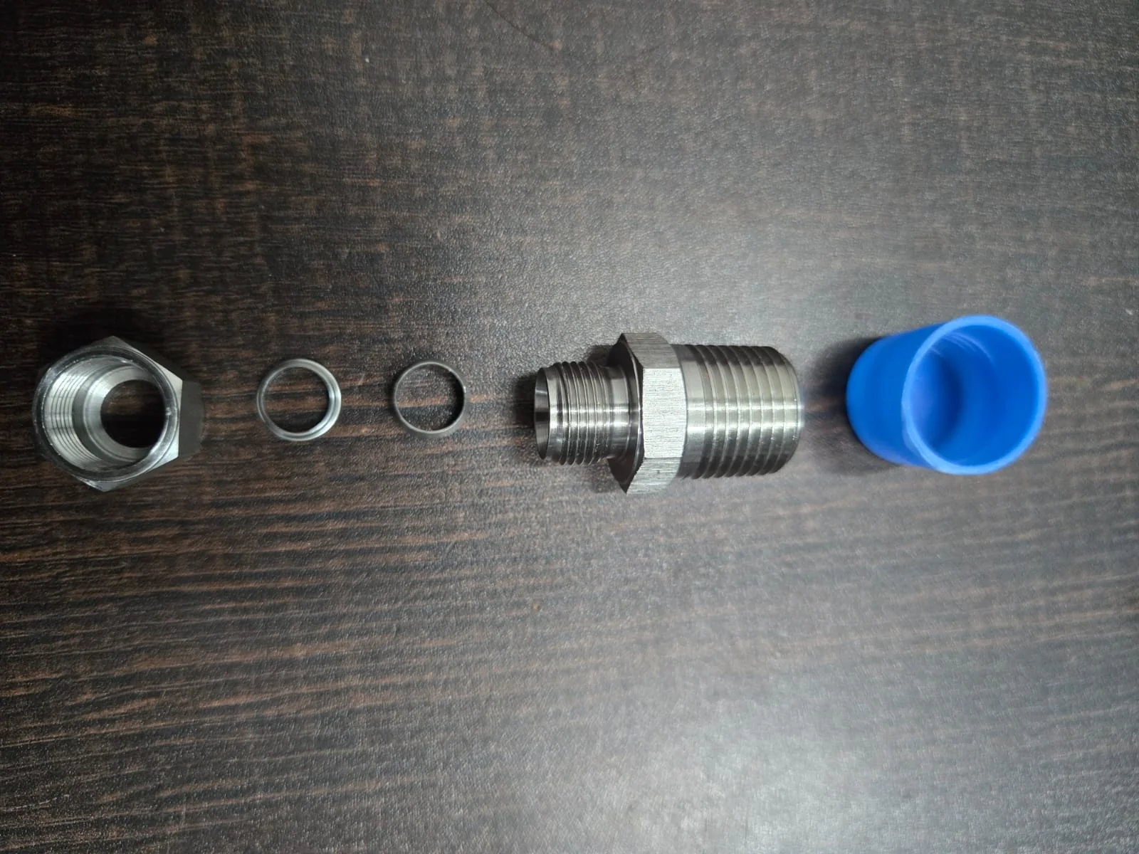 Male Adapter Component View